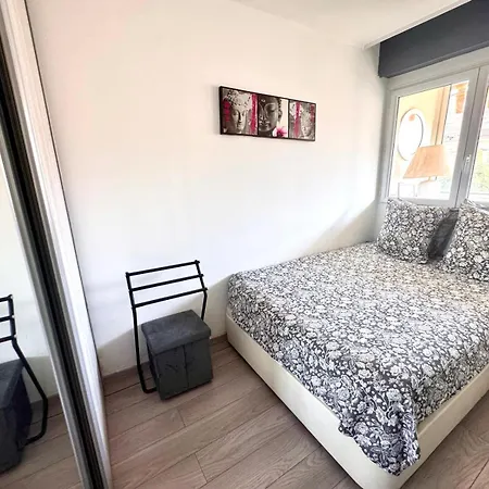 Les Palmiers Apartmán