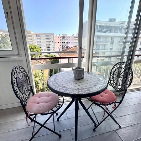 Les Palmiers 公寓 胡安莱潘