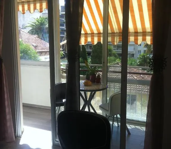 Les Palmiers Appartamento